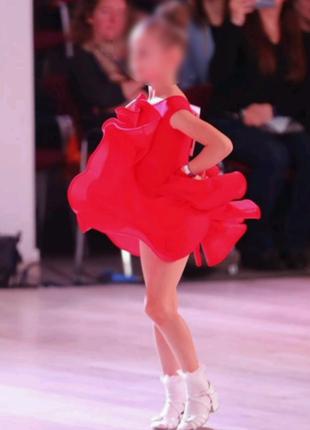 Сукня турнірна рейтингова ювенальна червона для бальних танців.