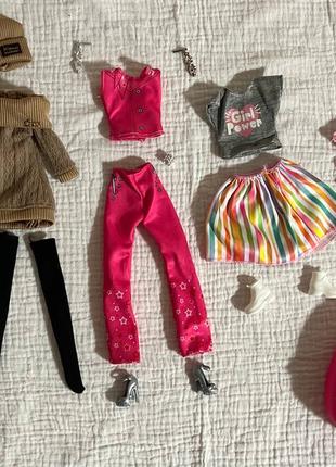 Набор кукла с одеждой и обувью для кукол типа Барби в сумочке