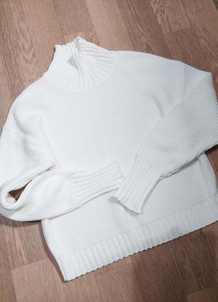 Белый укороченный свитер р 44-48