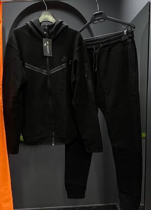 Теплый мужской костюм nike tech fleece черного цвета