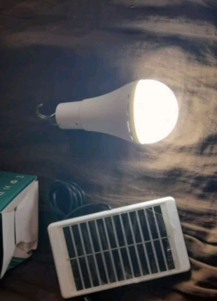 Лампа + солнечная панель Акамуляторе  до 4 часов работы. Подвесна