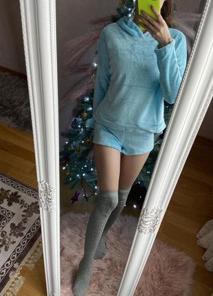 Теплая пижама с шортами