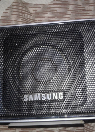 Новый центр Samsung 
Мощность и габариты на фото .