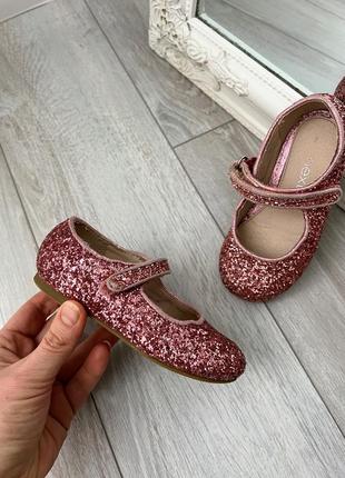 Розовые блестящие туфли туфли с блестками пудровые туфли на ли...
