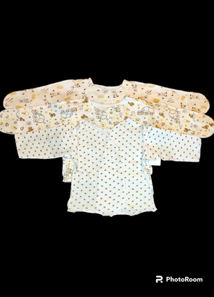 Сорочки (распашонки) на новорождених