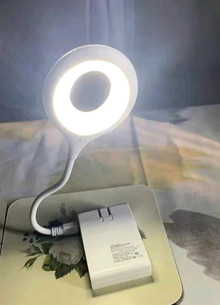 USB кільцева лампа на гнучкій ніжці може служити як селфі світиль