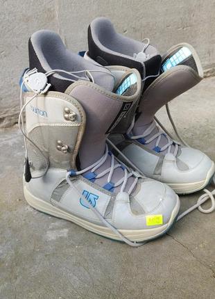 40-41р (26см) сноубордичні ботінки , черевики б/у burton