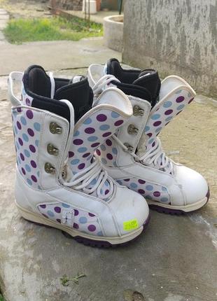 36-37р (23.5см) сноубордичні жіночі черевики б/у forum
