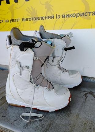 37-38р (24см) сноубордичні черевики, ботінки б/у жіночі burton