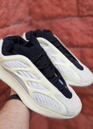 Женские кроссовки adidas yeezy 700 v3 azael