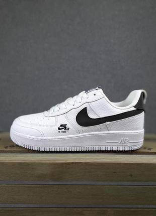 Мужские кроссовки nike air force 1 білі з чорним