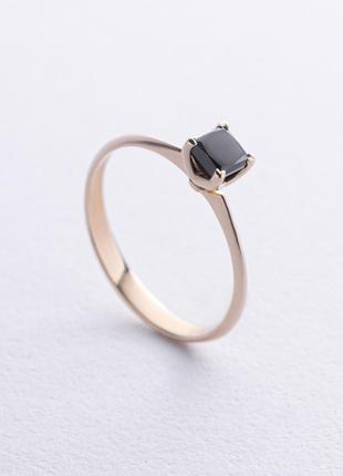 Помолвочное кольцо с черным бриллиантом (желтое золото) 237523122