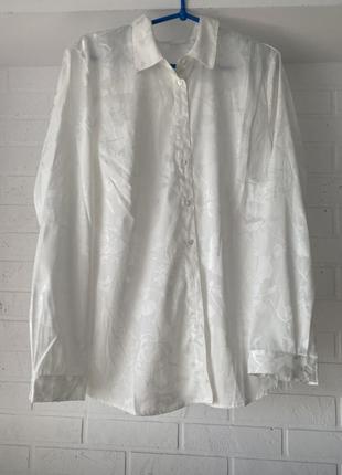 Невероятная рубашка белая с принтм