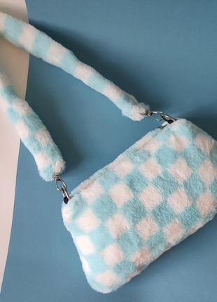 Плюшевая сумочка багет (белая с голубым)