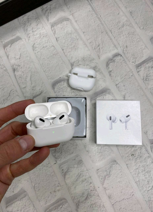 Airpods Pro.