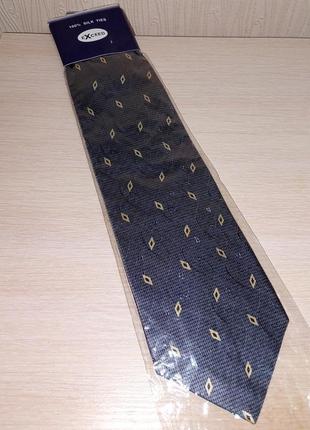 Шикарный шелковый галстук ручной работы серого цвета в ромбик ...