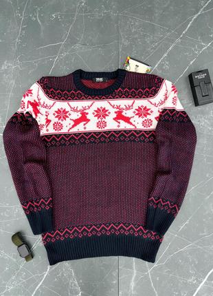 Новогодний свитер мужской с принтом