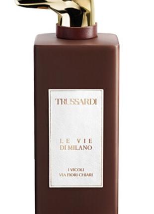 TRUSSARDI LE VIE DI MILANO VIA FIORI CHIARI EDP viial 1,2