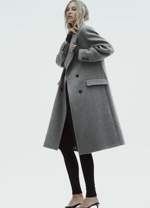 Довге пальто zara з вовною сірого кольору