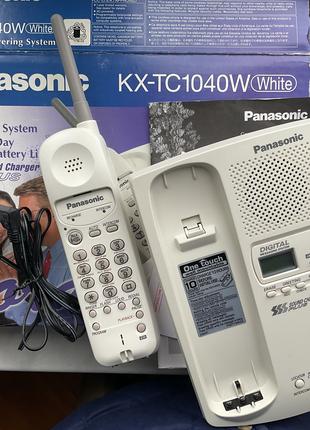 Дротовий телефон PANASONIC з радіотрубкою та автовідповідачем