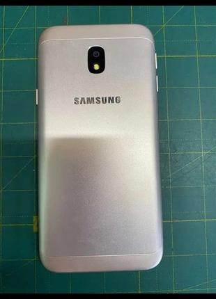 Мобільний телефон Samsung j330f galaxy j3 gold бу.