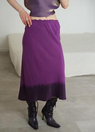 Фиолетовая юбка-миди из натурального шелка с эффектом омбре