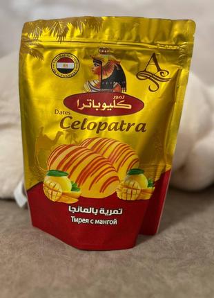 Фініки Cleopatra в шоколаді з шматочками манго всередині 300 г