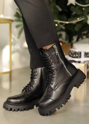 Ботинки женские кожаные  581019 черные