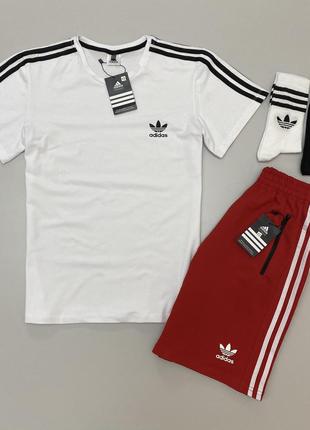 Біло-червоний футболка шорти 2 пари носки Adidas