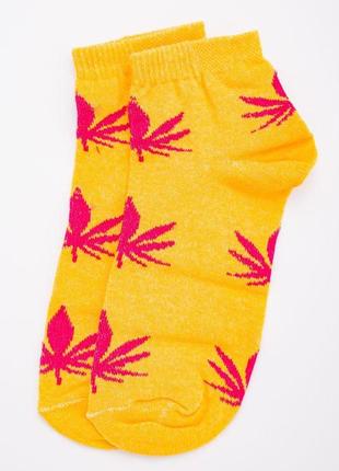 Жіночі короткі шкарпетки, жовтого кольору з принтом, 131r137095