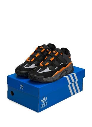 Adidas niteball черные с оранжевым!