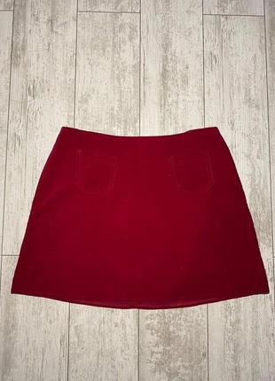 Бархатная красная мини юбка