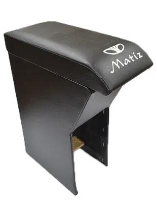 Подлокотник Daewoo Matiz черный с вышивкой (кожзам)