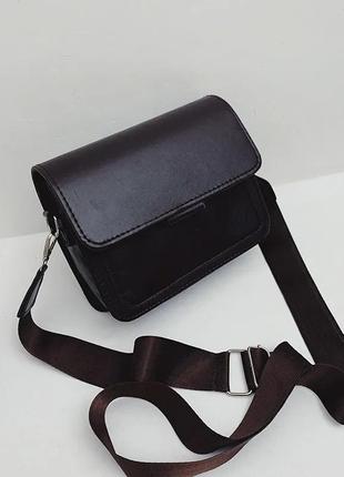 Каркасная сумочка кросс-боди
(черная)