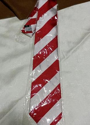 Красно- белый галстук ( галстук)