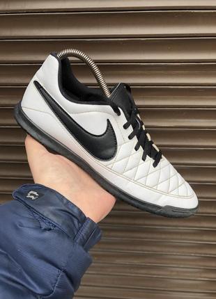 Nike majestry ic 41р 26см футзалки футбольные оригинал