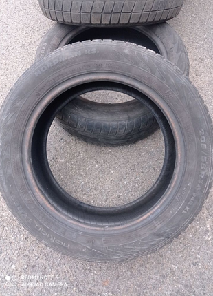 Покришки зимові Nokian tyres 205/55/16