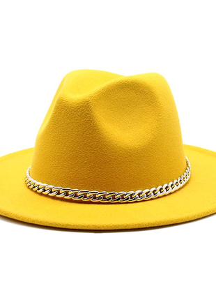 Стильний ковбойський капелюх з ланцюжком