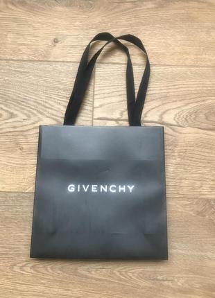 Пакет подарочный чёрный маленький Givenchy