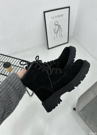 Зимние ботинки черные, натуральная замша, внутри мех