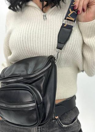 Женская сумка с накладным карманом