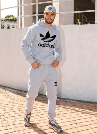 Чоловічий спортивний костюм adidas