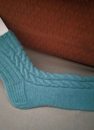 Шкарпеточки ручної в'язки.