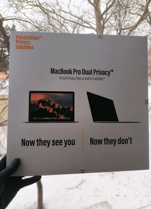 Защитное стекло PanzerGlass Magnetic Privacy 16'' MacBook Air/Pro