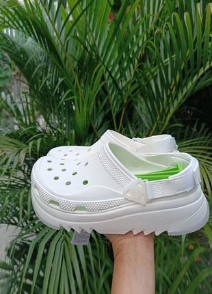 Крокс классик клог хайкер платформа белые crocs hiker xscape c...