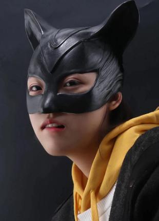 Маска жінки кішки, catwoman, чорна напівлицьова латексна маска...