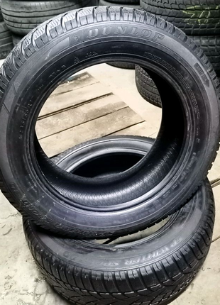 Резина Dunlop 235/55 R17 зима цена за пару