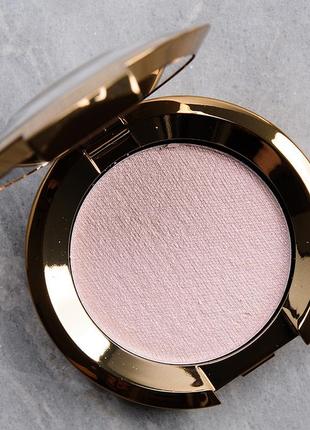 Хайлайтер becca shimmering skin perfector prismatic amethyst