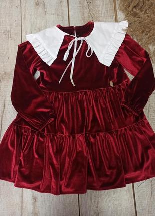 Бархатное бархатное платье бордового цвета