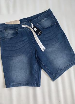 Мужские шорты из эластичного джинса